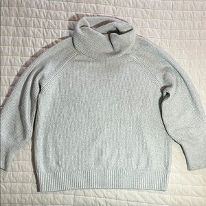 Tahari Gray Knit Sweater